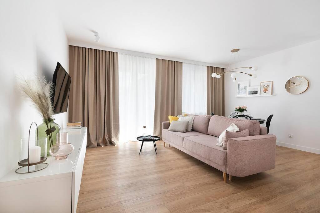 Easy Rent Apartments - Centrum 2 لوبلين المظهر الخارجي الصورة